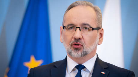 Exministro de Salud de Polonia es víctima de una paliza