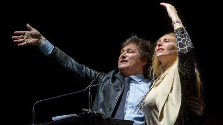 "Operaciones difamadoras": Milei rechaza denuncias de corrupción contra su hermana