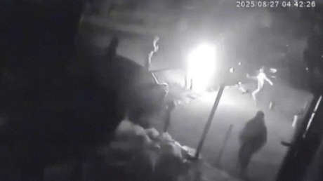 FUERTE VIDEO: Mata a su expareja prendiéndole fuego en plena calle