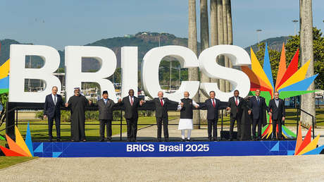 Medios: Brasil convocará una cumbre de los BRICS para debatir los "ataques" de EE.UU. a la multipolaridad