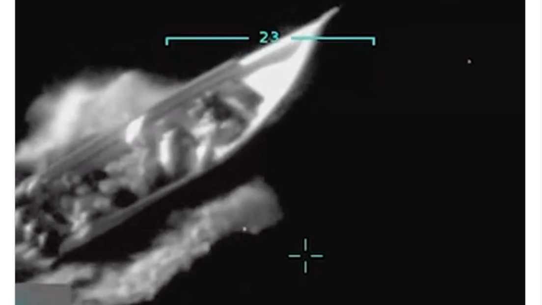 VIDEO: Trump muestra el ataque mortal contra un "narcobarco" que dice procedía de Venezuela