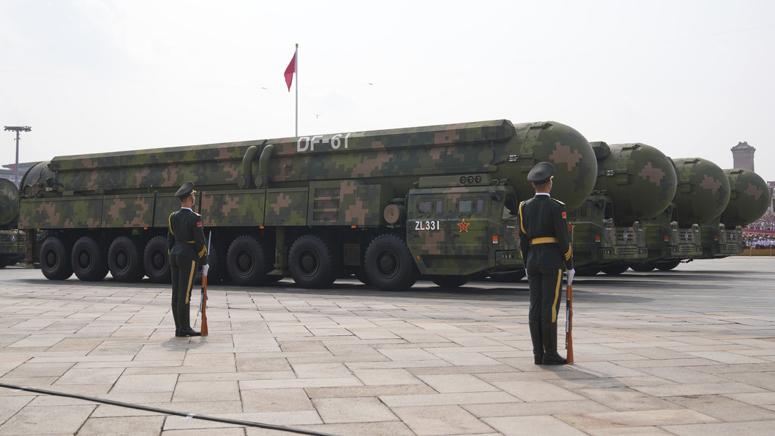 China desvela por primera vez su tríada nuclear en el gran desfile militar