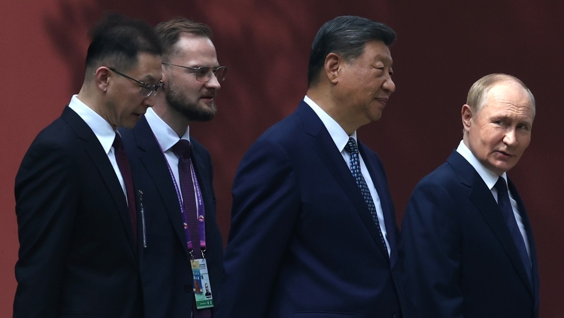 China reitera su compromiso con Rusia para construir un sistema de gobernanza global más justo