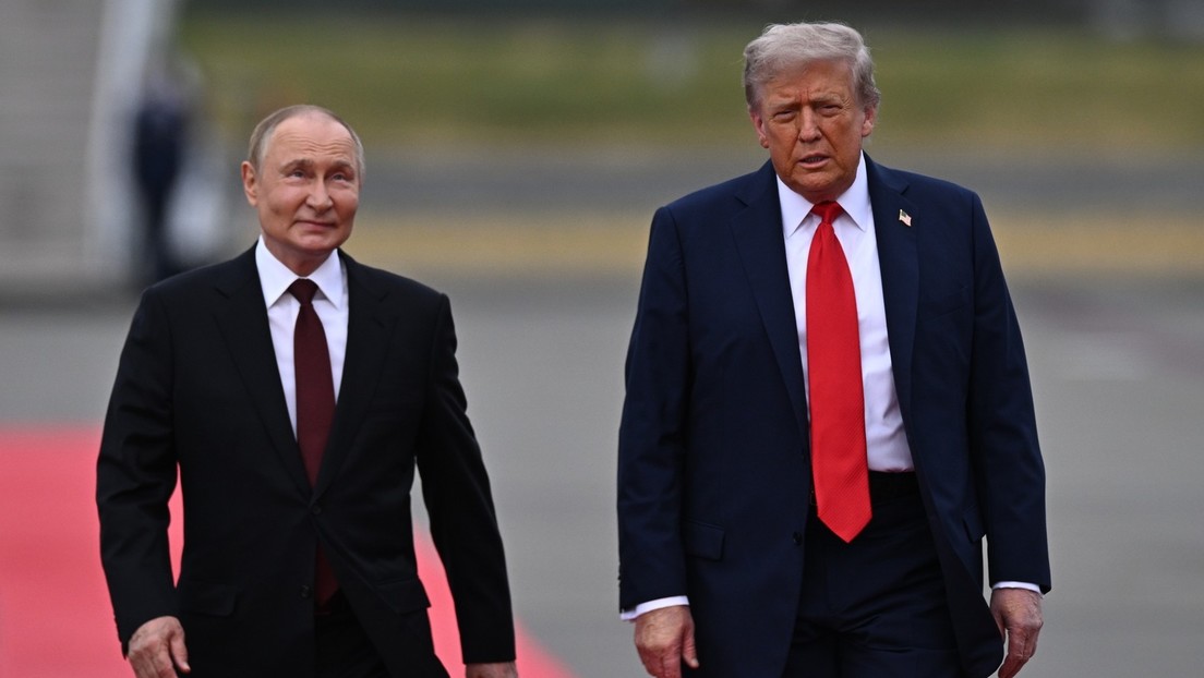Trump publica una foto con Putin tras una "acalorada" conversación con los líderes europeos