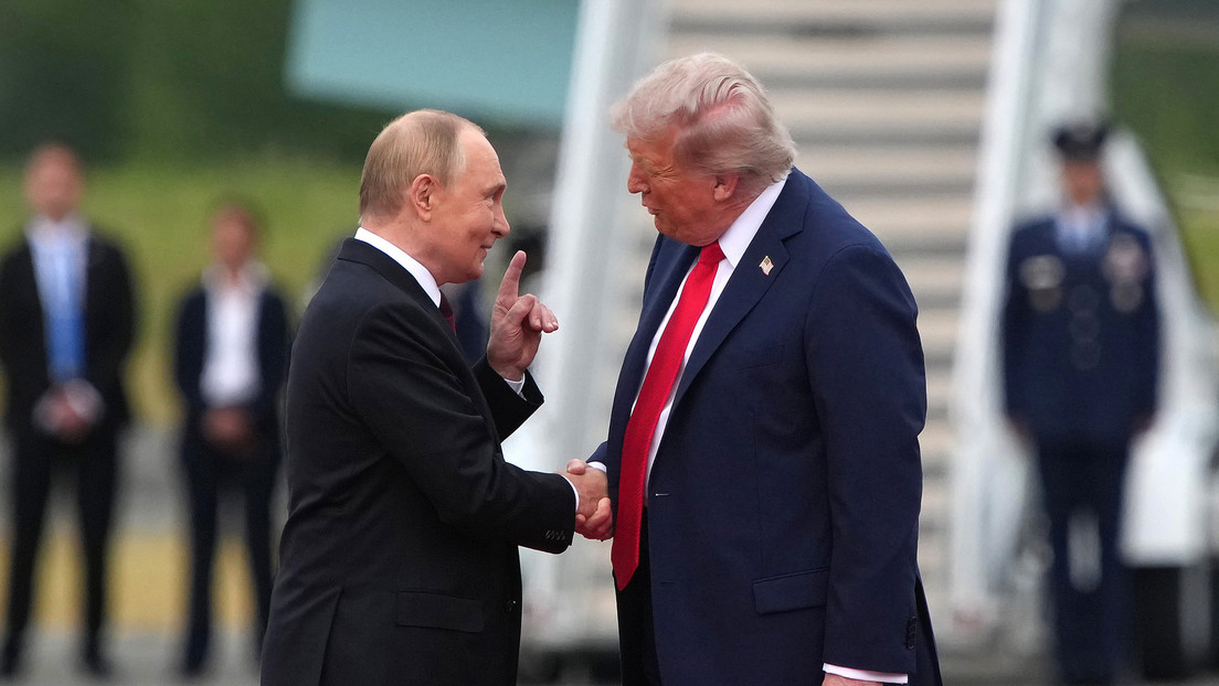 Trump: Tenemos un "diálogo muy bueno" con Putin