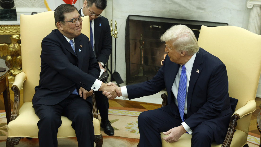 Firmado y sellado: Trump somete a un aliado clave en su guerra comercial