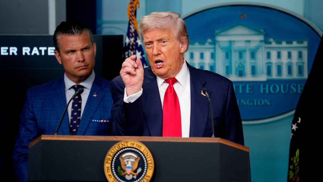 Trump amenaza con derribar aviones militares de Venezuela