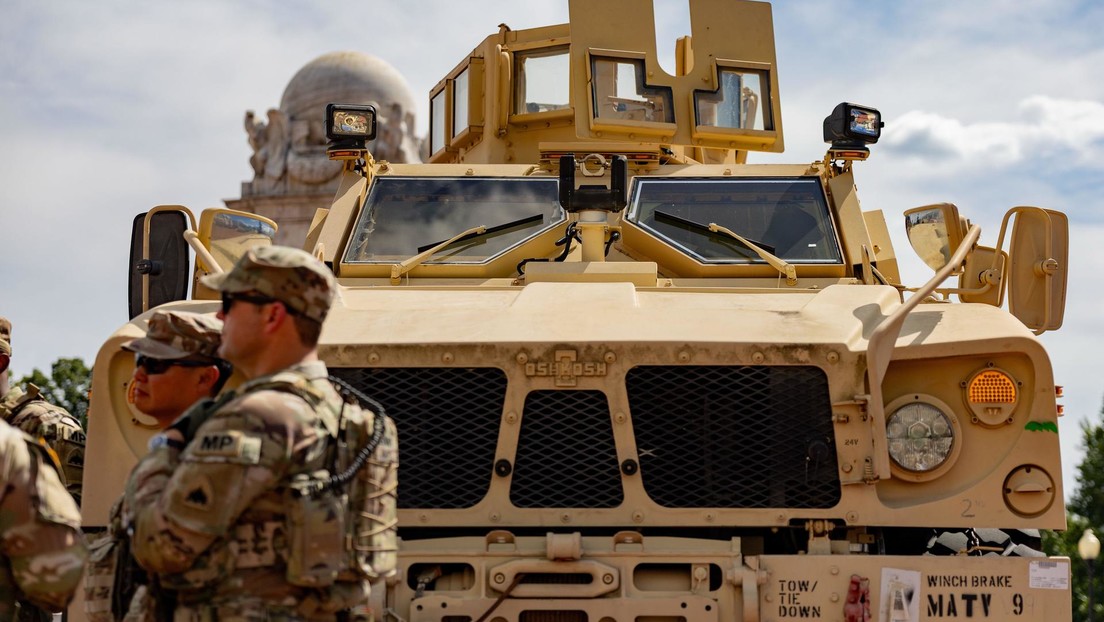 "Trump amenaza con ir a la guerra contra una ciudad de EE.UU.", dice el gobernador de Illinois