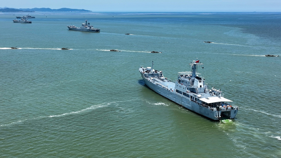 Buques de guerra de 2 aliados de EE.UU. entran en el estrecho de Taiwán y provocan "medidas efectivas" de China