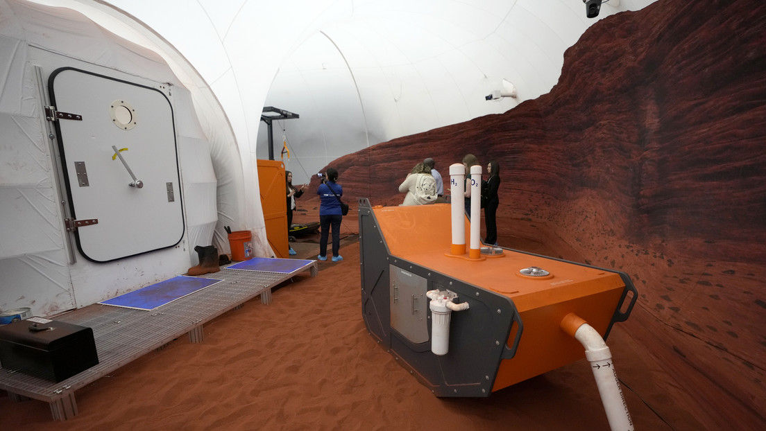 Casi 400 días en 165 metros cuadrados: ¿para qué prepara la NASA a 4 voluntarios?