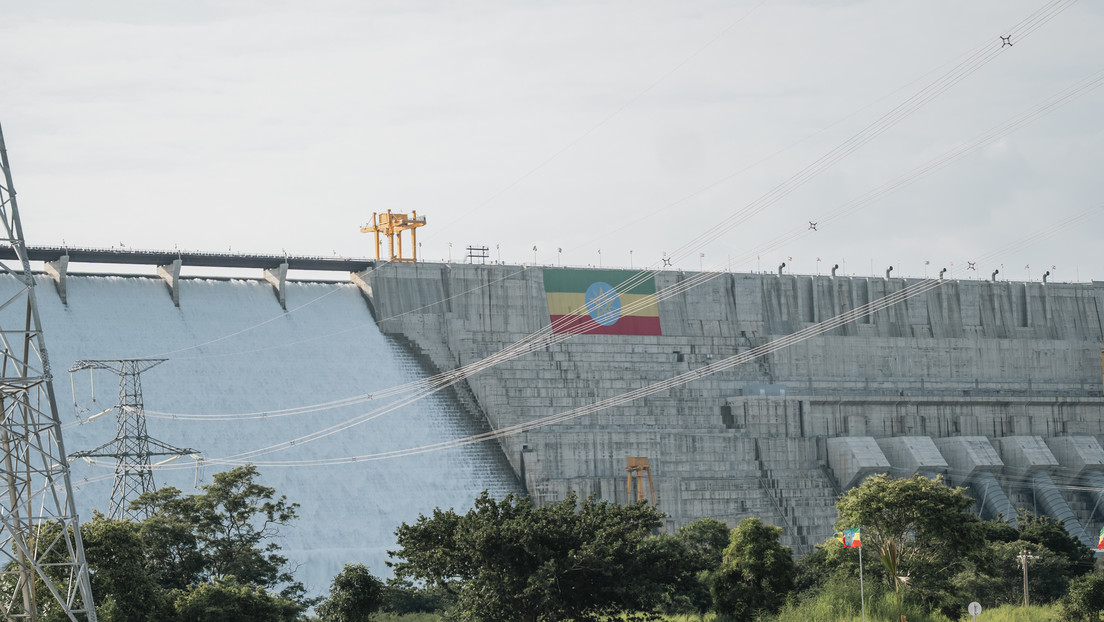 "Logro histórico": Inauguran la mayor presa hidroeléctrica de África (FOTOS)