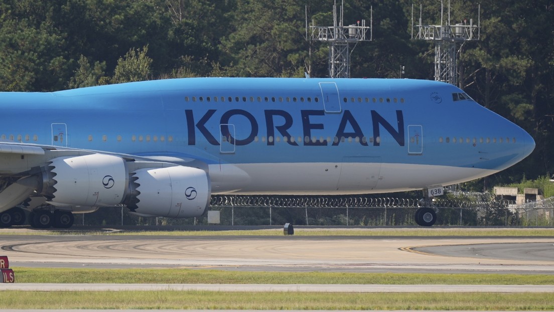 Corea del Sur envía avión a EE. UU. para repatriar a trabajadores detenidos en redada migratoria