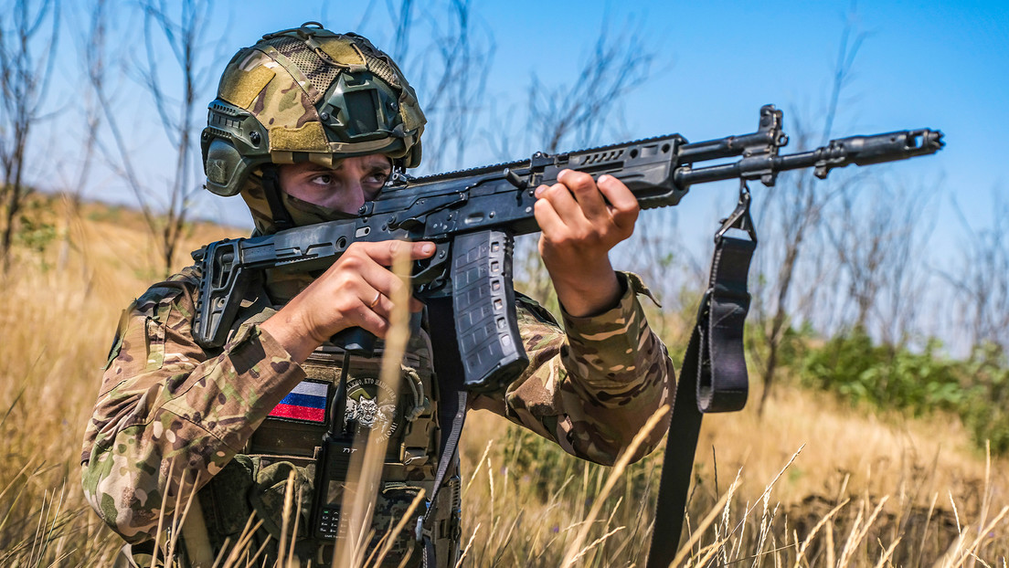 Destreza letal: Soldado ruso solo derriba drones ucranianos, corriendo entre explosiones (VIDEO)