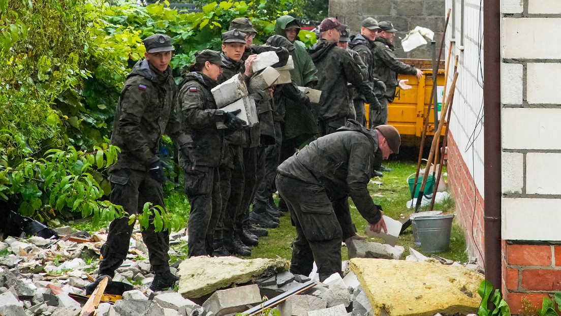 "Un silencio casi ensordecedor": la reacción de EE.UU. al incidente con drones en Polonia desconcierta a Europa