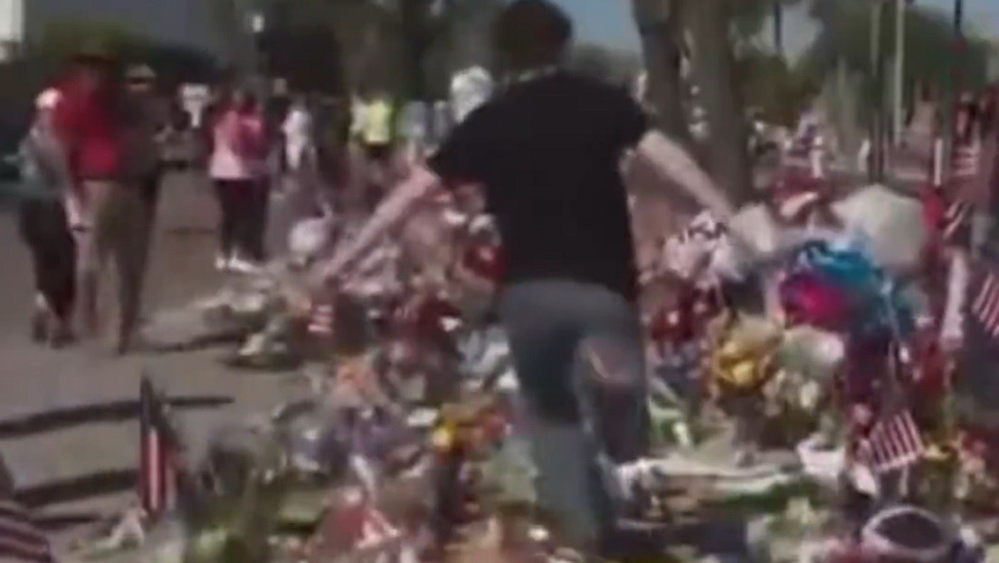 VIDEOS, FOTOS: Joven es arrestado por acto repudiable en memorial en honor a Kirk