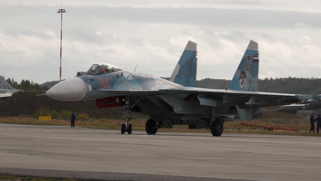 VIDEO: La Armada rusa practica repliegue de su aviación durante ejercicios en el Ártico