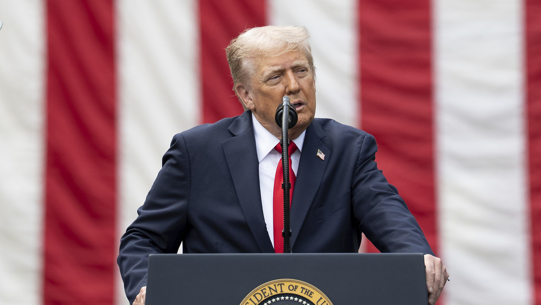 Trump demanda a The New York Times por 15.000 millones de dólares