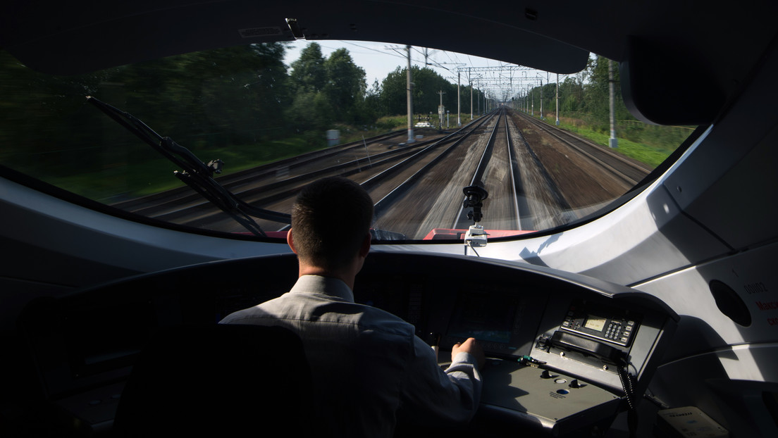 Inician las obras del innovador ferrocarril que unirá las dos ciudades más importantes de Rusia en 2 horas