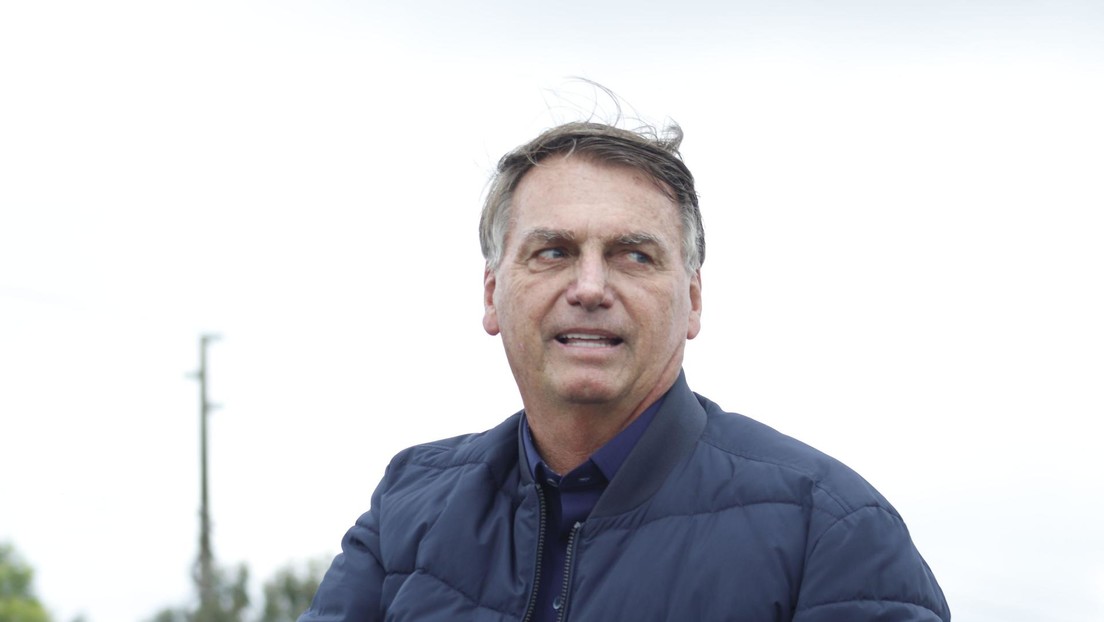 Trasladan a Bolsonaro "de emergencia" a un hospital