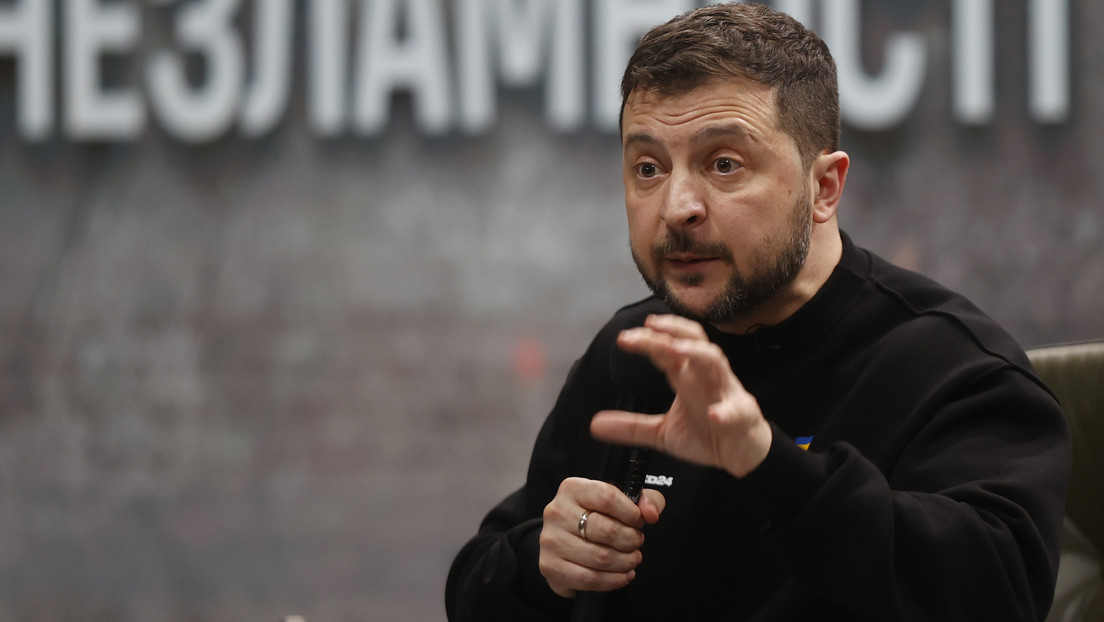 Más súplicas de dinero: Zelenski expone sus planes 'A' y 'B' para el conflicto con Rusia