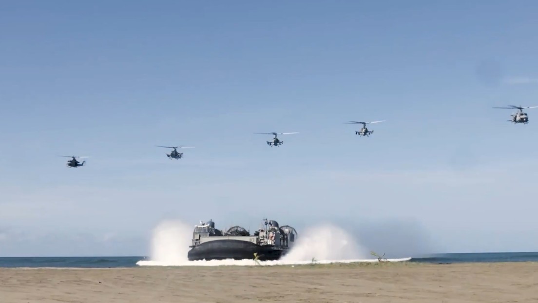 VIDEO: Marines de EE.UU. simulan asalto anfibio en medio de agresiones en el Caribe