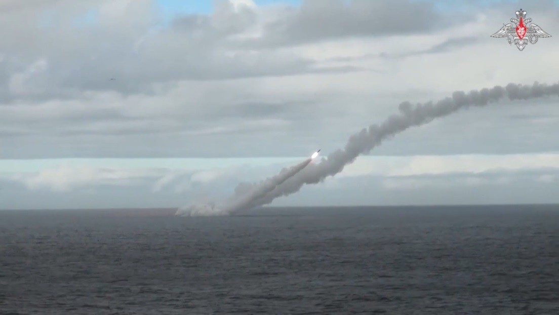 VIDEO: Submarinos nucleares rusos disparan misiles en ejercicios de combate