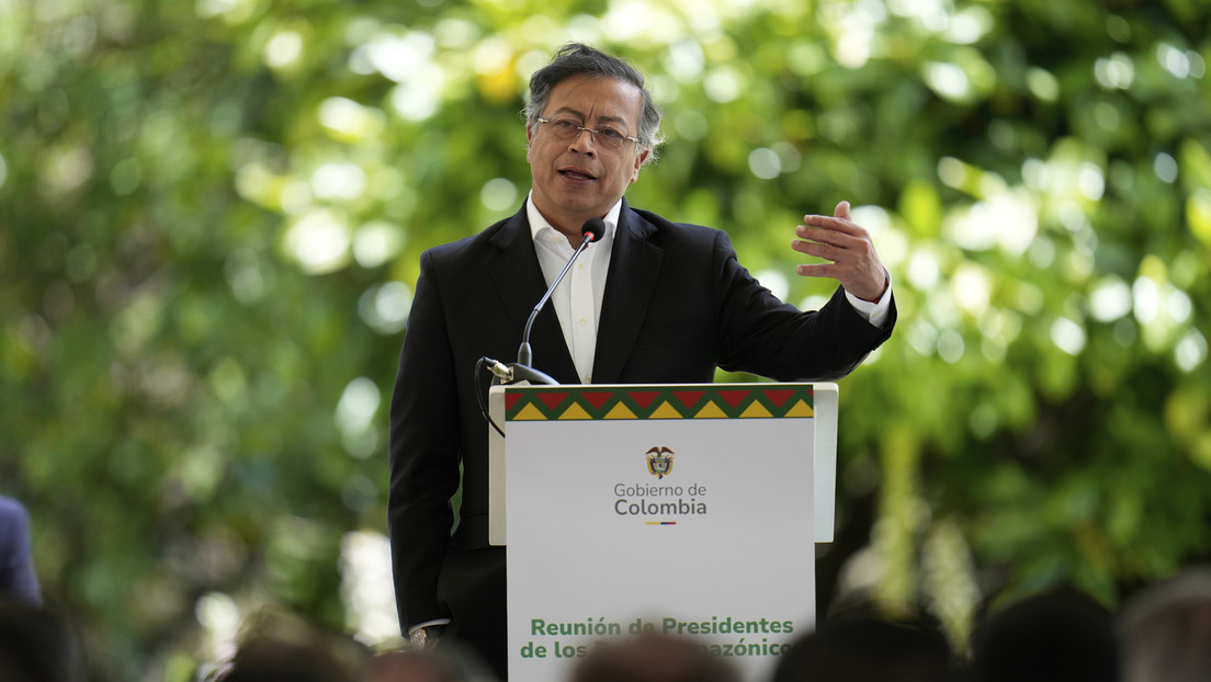 Petro pide a Sheinbaum ayuda para encontrar a un cantante colombiano desaparecido