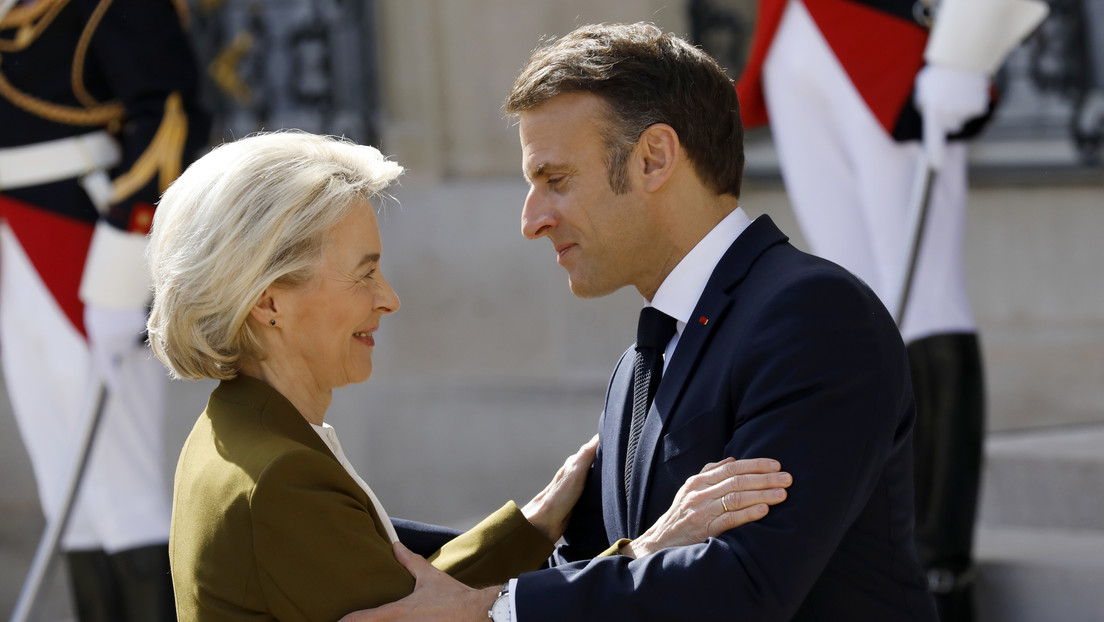 'Mensajes secretos': revelan un nuevo escándalo en torno a Von der Leyen