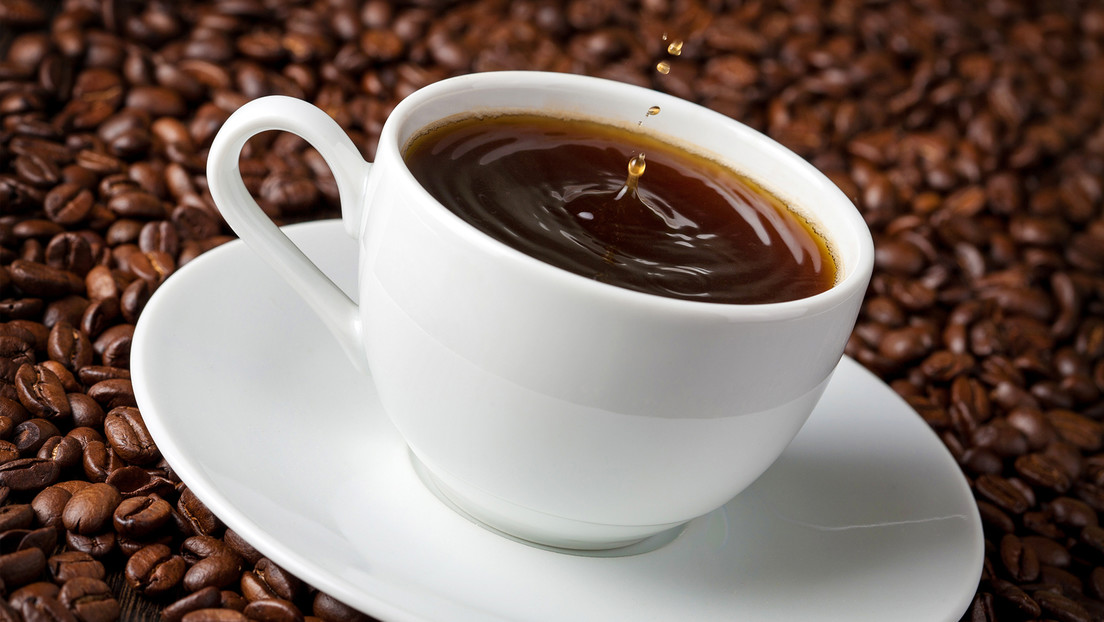 Sirven en Dubái la taza de café más cara del mundo