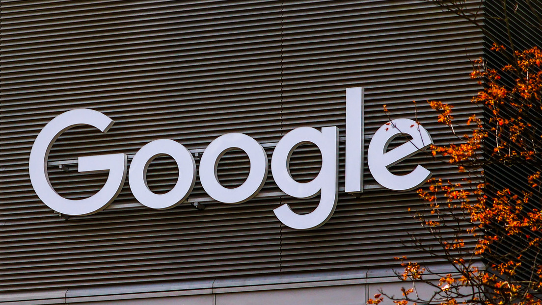 Videos y abusos sexuales: La disputa que envuelve a Google y al gigante aéreo latinoamericano