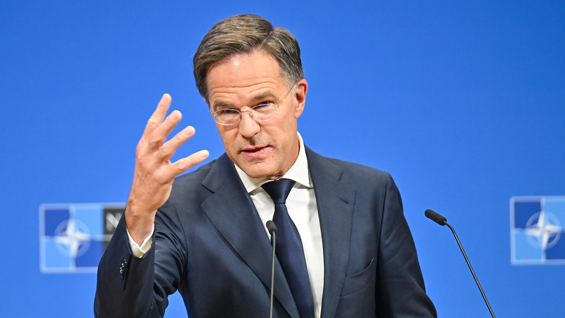 Rutte: "No es sostenible derribar drones de 1.000 dólares con misiles que cuestan quizás medio millón"