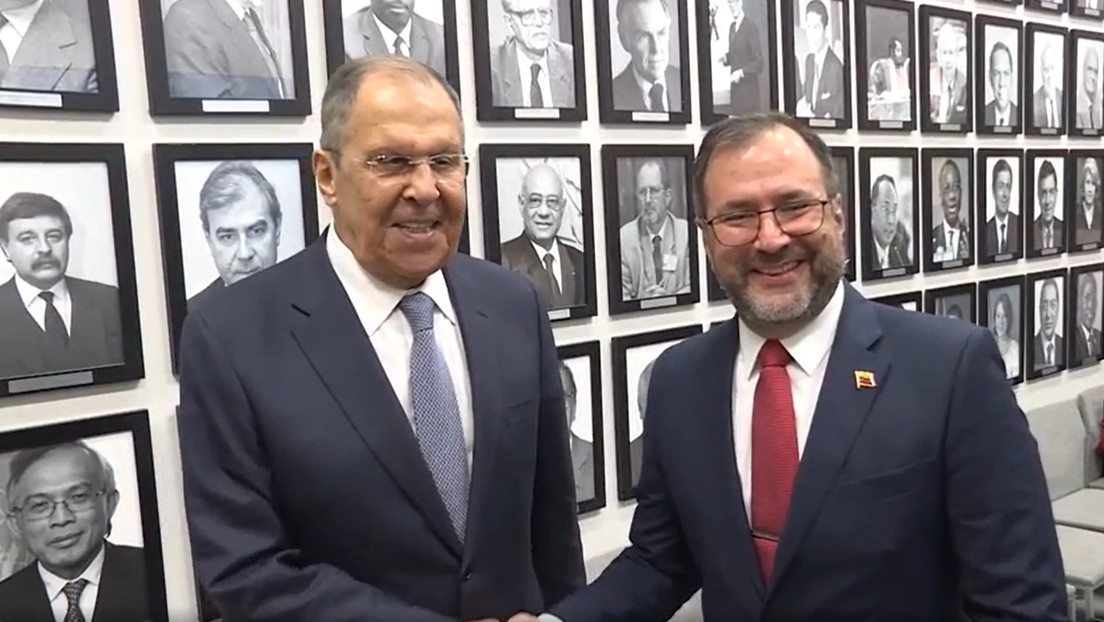 Lavrov reafirma solidaridad con Caracas "frente a intentos de injerencia en sus asuntos internos"