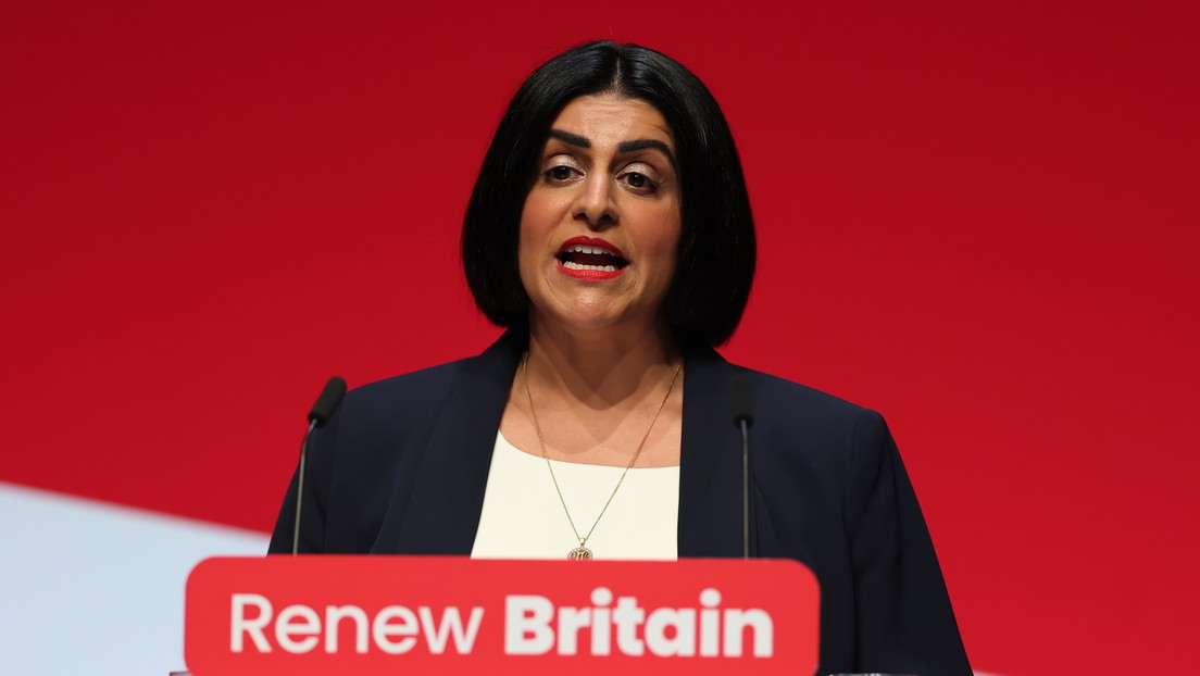 "Demasiados entraron": Jefa de Interior británica endurece la política migratoria