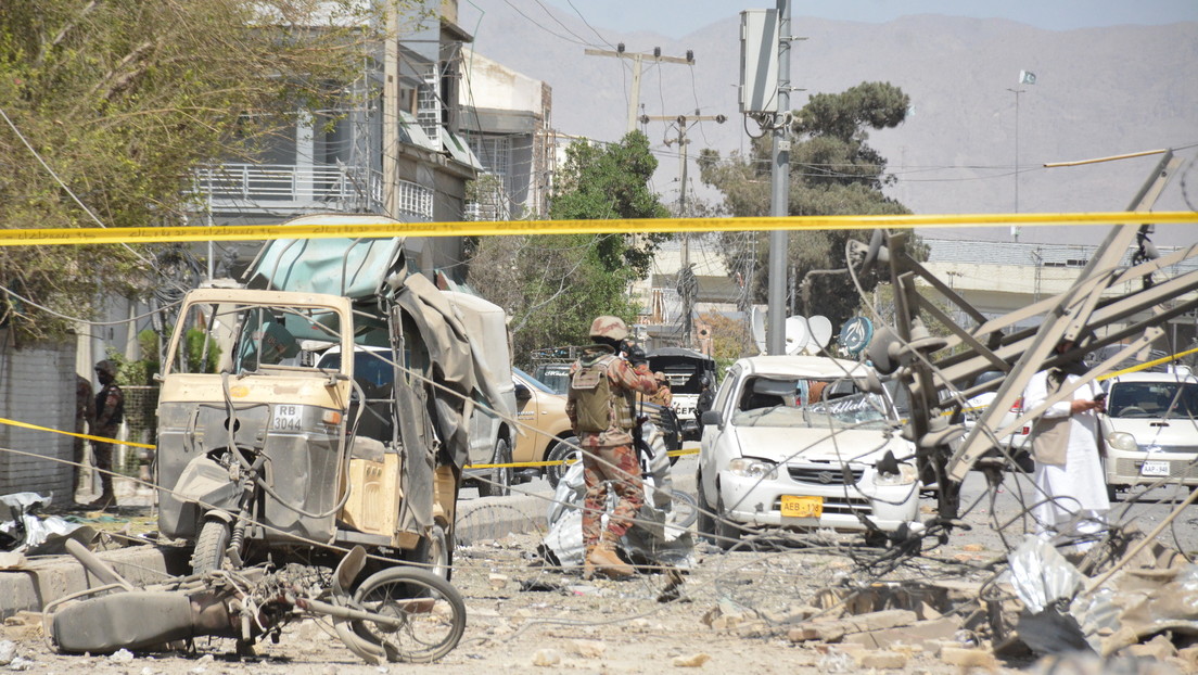 FUERTE VIDEO: Un coche bomba explota en Pakistán dejando decenas de víctimas