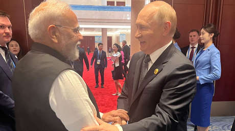 Modi: "Siempre es un placer reunirme con el presidente Putin"