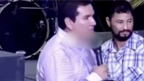 VIDEO: Pastor evangélico pide a un feligrés entregar su terreno "por la bendición de Dios"