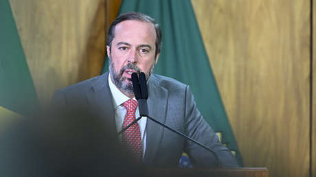 Brasil puede necesitar defensa nuclear, dice un ministro