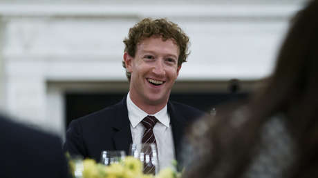 Mark Zuckerberg demanda a Mark Zuckerberg