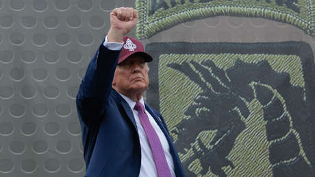 Trump amenaza a Chicago: "Sabrán por qué se llama Departamento de GUERRA"