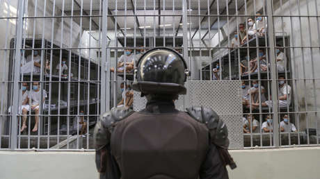 Migrantes venezolanos denuncian las "torturas y violaciones graves" que sufrieron en El Salvador