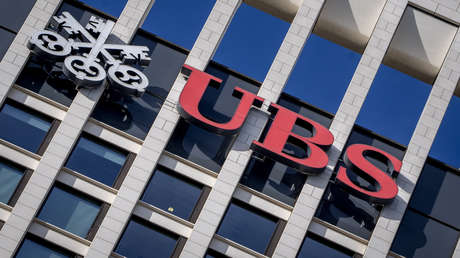 El gigante bancario suizo UBS sopesa mudarse a EE.UU.: ¿por qué?