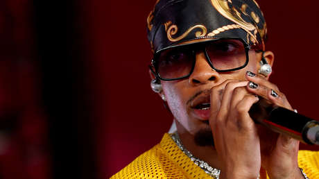 Identifican el cadáver descompuesto hallado en el Tesla de un famoso cantante en EE.UU.