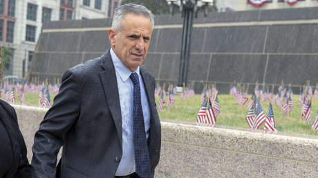 Encarcelan a excomandante de la Armada de EE.UU. por un caso de soborno