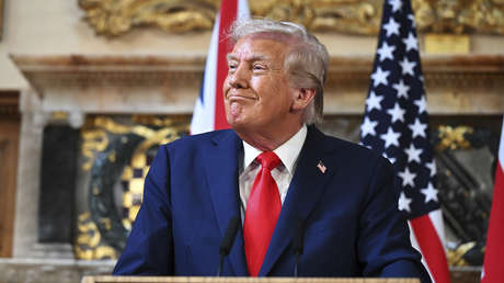 Trump responde si ha tenido conversaciones para preparar un "cambio de régimen" en Venezuela