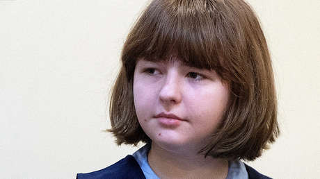 La aterradora historia de la joven que mató a su madre disparándole a la cara y no pudo contener la risa en el juicio