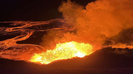 VIDEO: Impresionante fuente de lava brota del volcán Kilauea