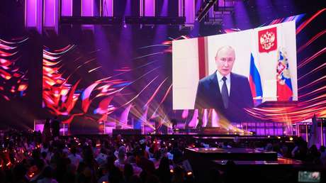 Putin: Rusia sigue abierta al diálogo y la cooperación, respeta las tradiciones y los valores de los demás