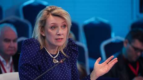 Zajárova aconseja a la OTAN y a la UE que busquen al agresor en el espejo