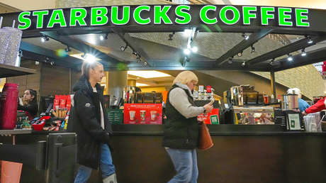 ¿Qué pasa en Starbucks?: Cerrará unas 500 tiendas y despedirá a 900 empleados