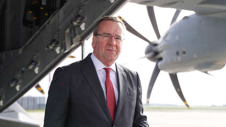 La psicosis alcanza niveles cósmicos: Pistorius dice que Rusia vigila los satélites alemanes